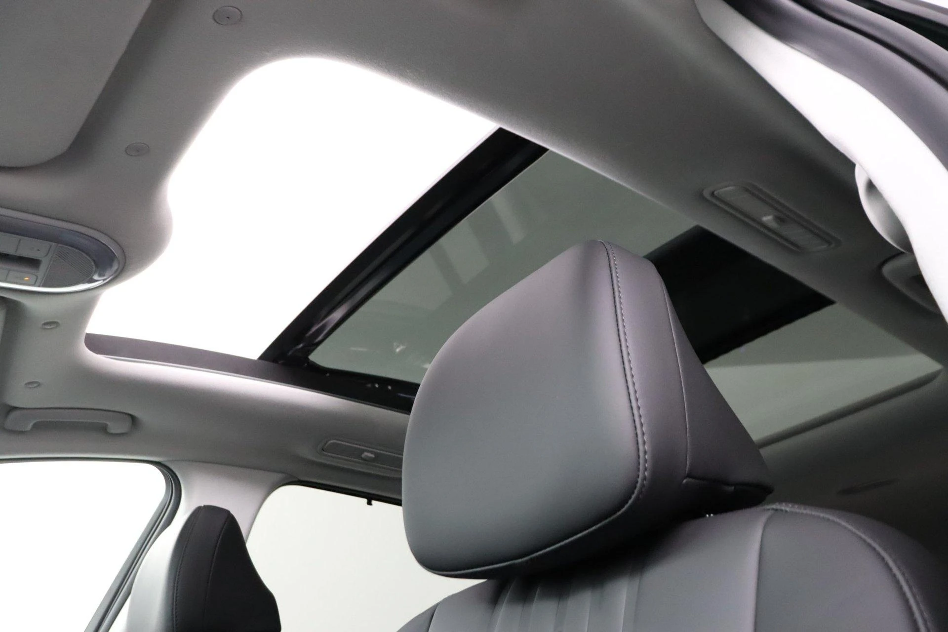 Hyundai-IONIQ 9-image-44