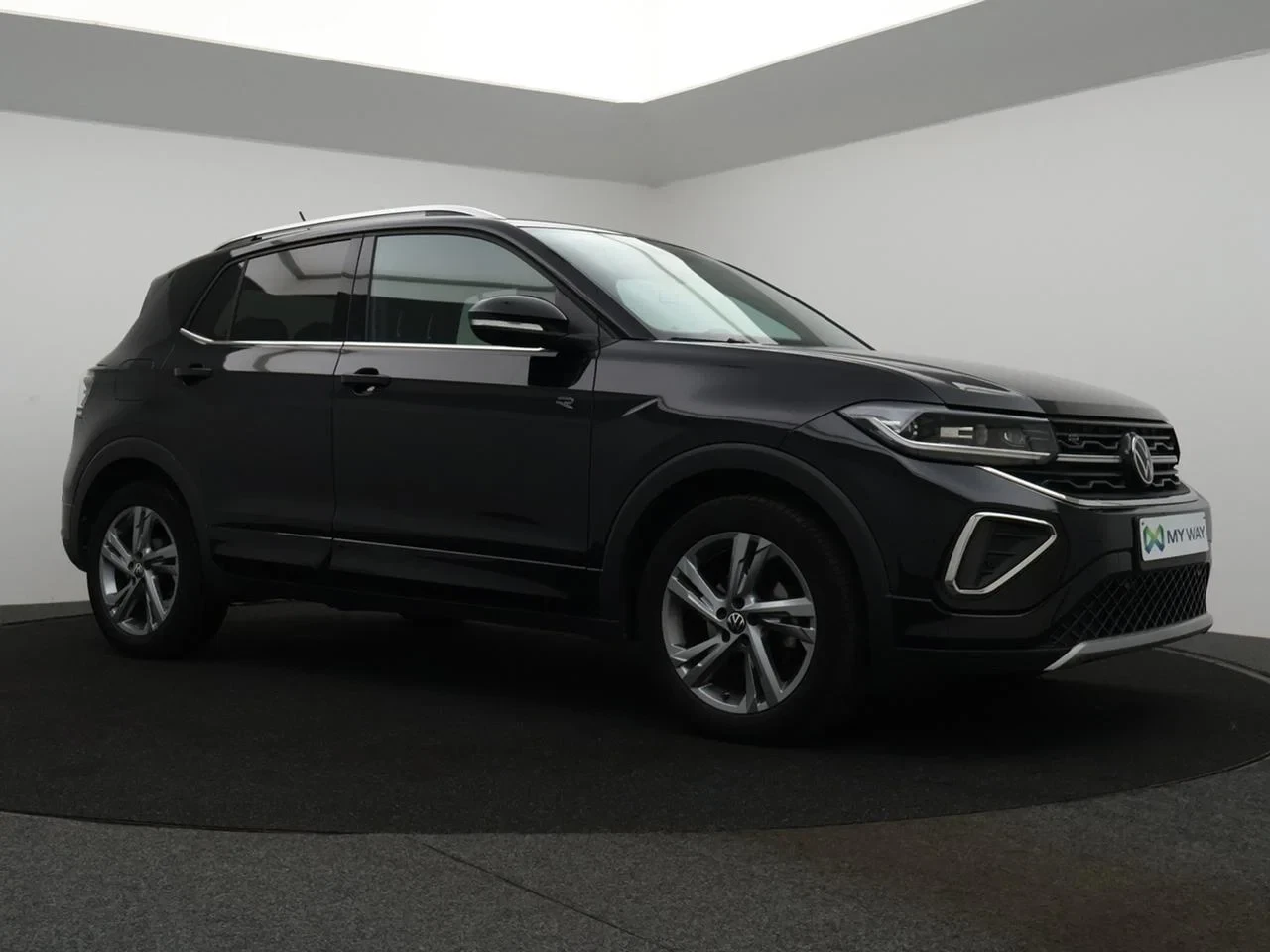 Volkswagen-T-Cross-image-1
