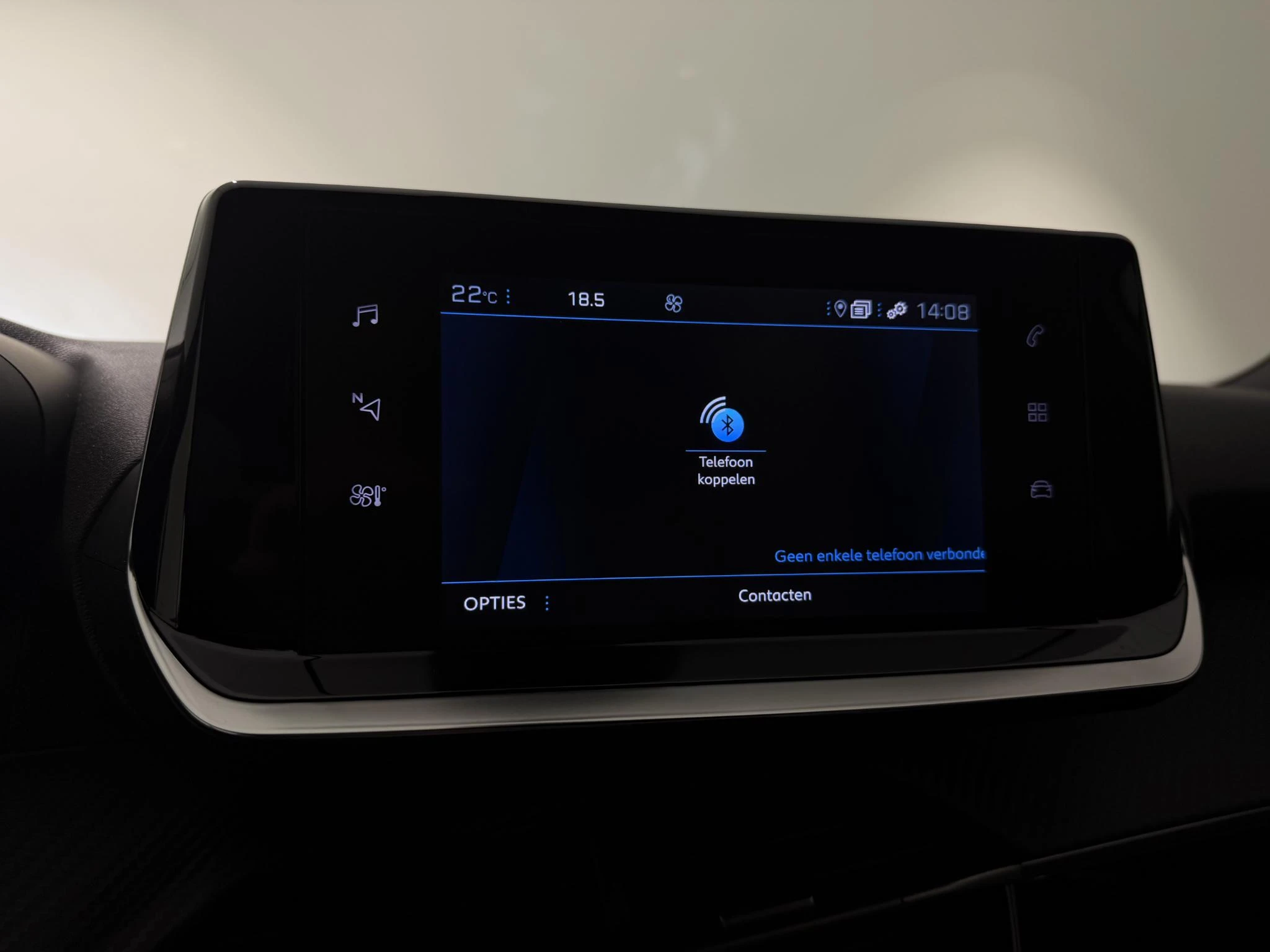 Peugeot-2008-image-9