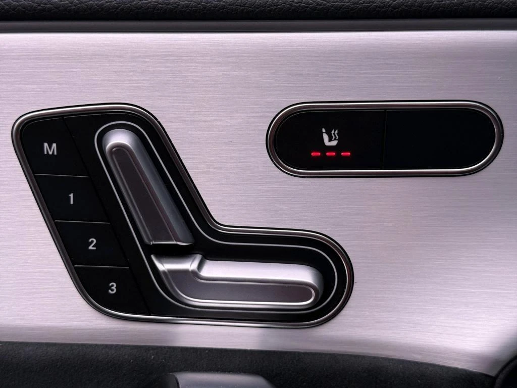 Mercedes-Benz-CLA-image-6