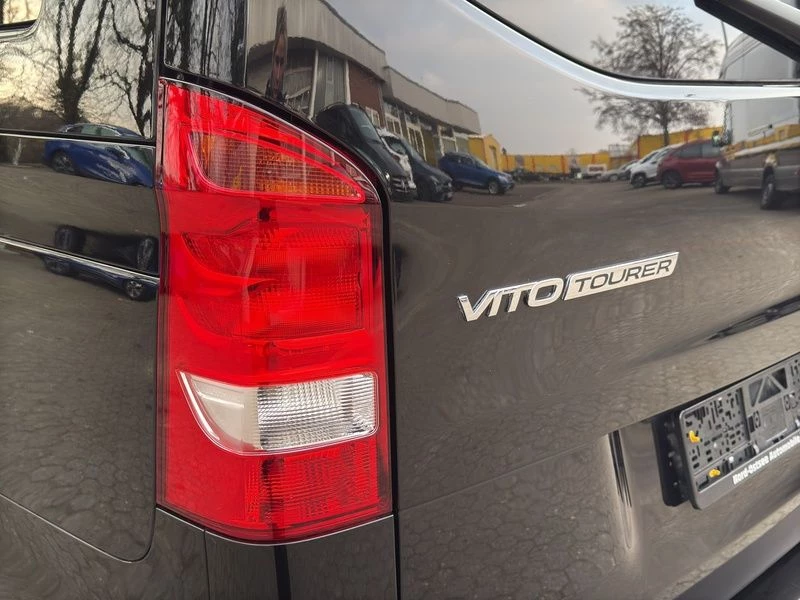 Mercedes-Benz-Vito-image-10