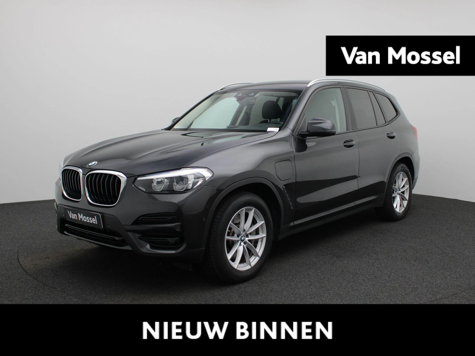 BMW-X3-image-0