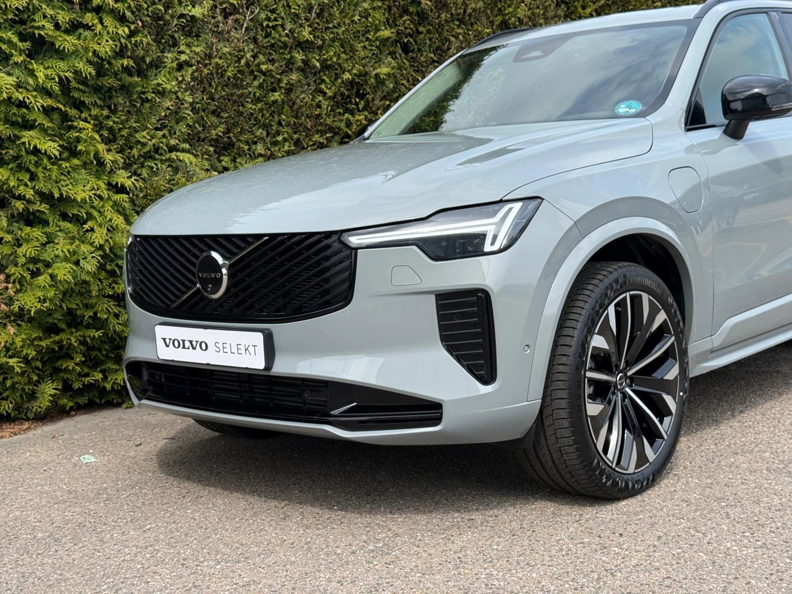 Volvo XC90 T8 Plug-in hybrid AWD Ultra Dark