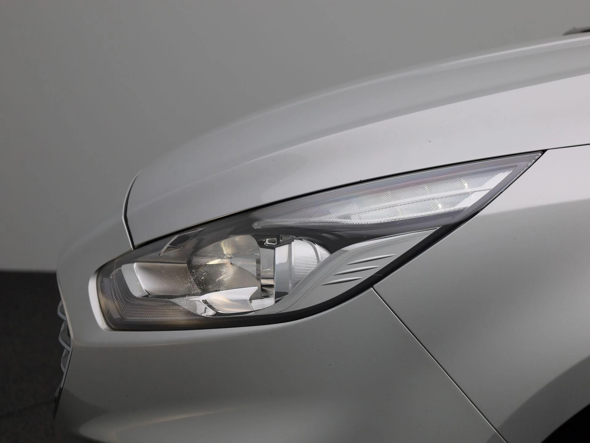 Ford-S-Max-image-14