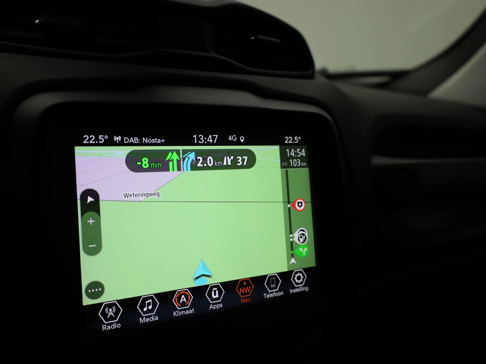 Jeep-Renegade-image-26