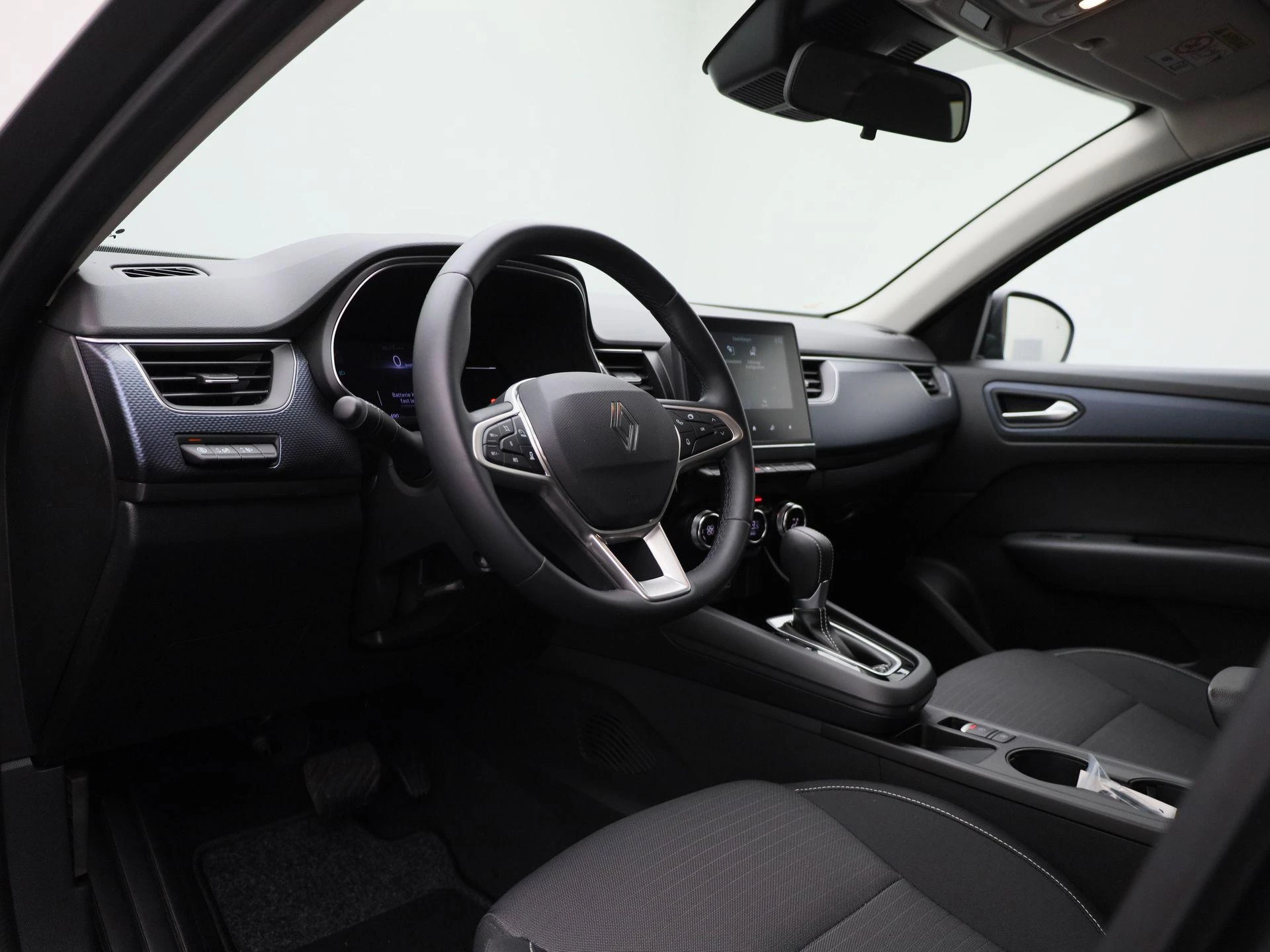 Renault-Arkana-image-31