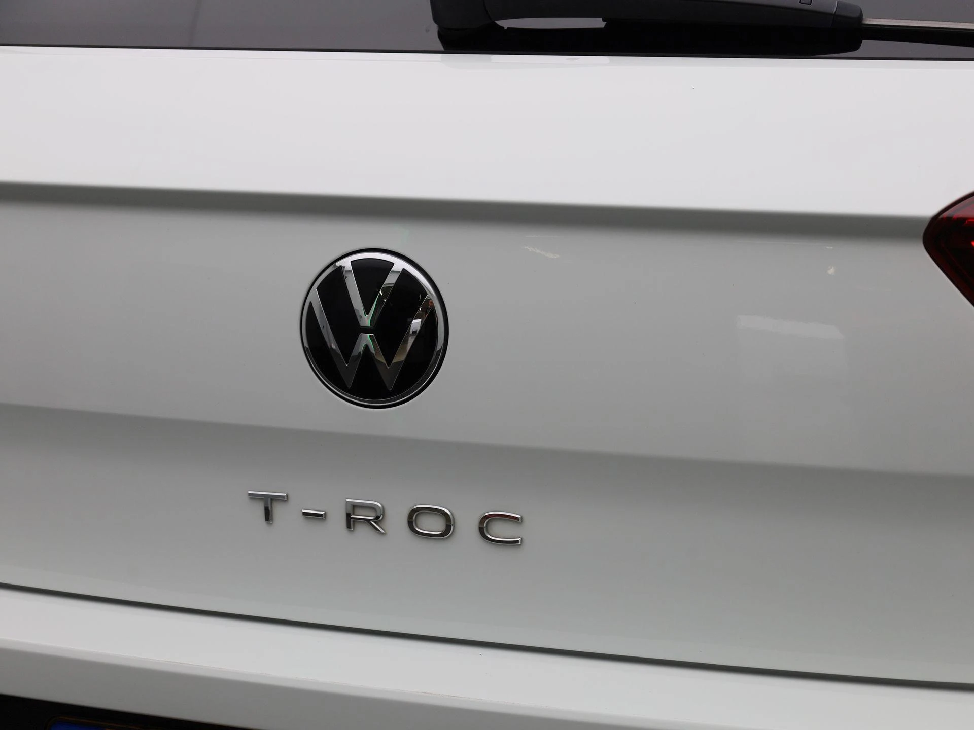 Volkswagen-T-Roc-image-34