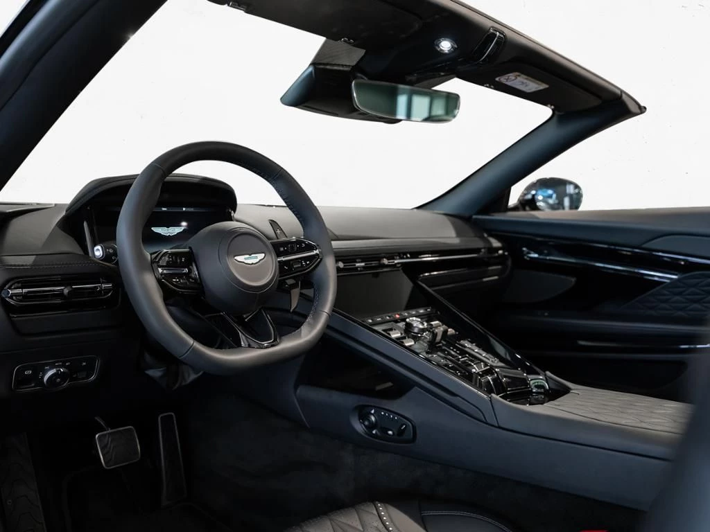 Aston Martin-DB12-image-2