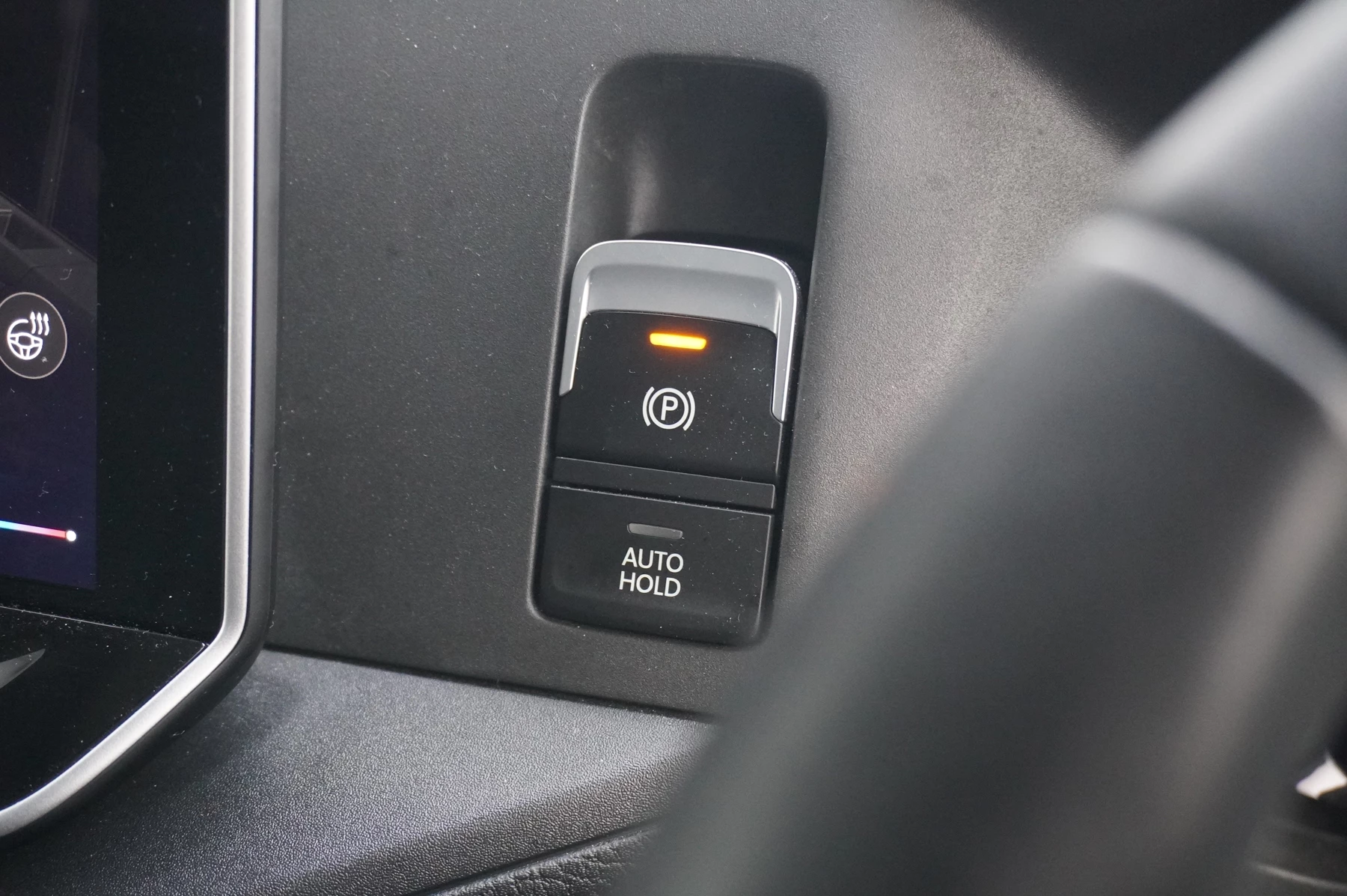 Volkswagen-California-image-35