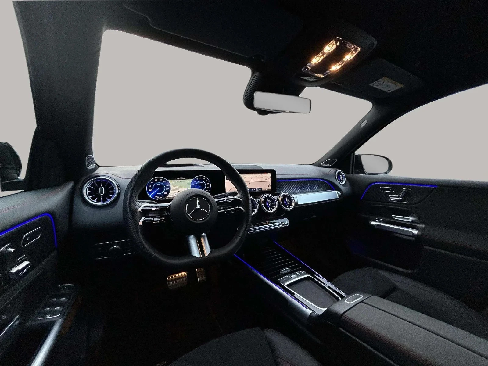 Mercedes-Benz-EQB-image-14