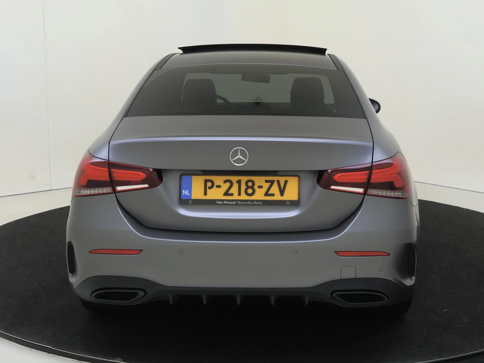Mercedes-Benz-A-Klasse-image-6