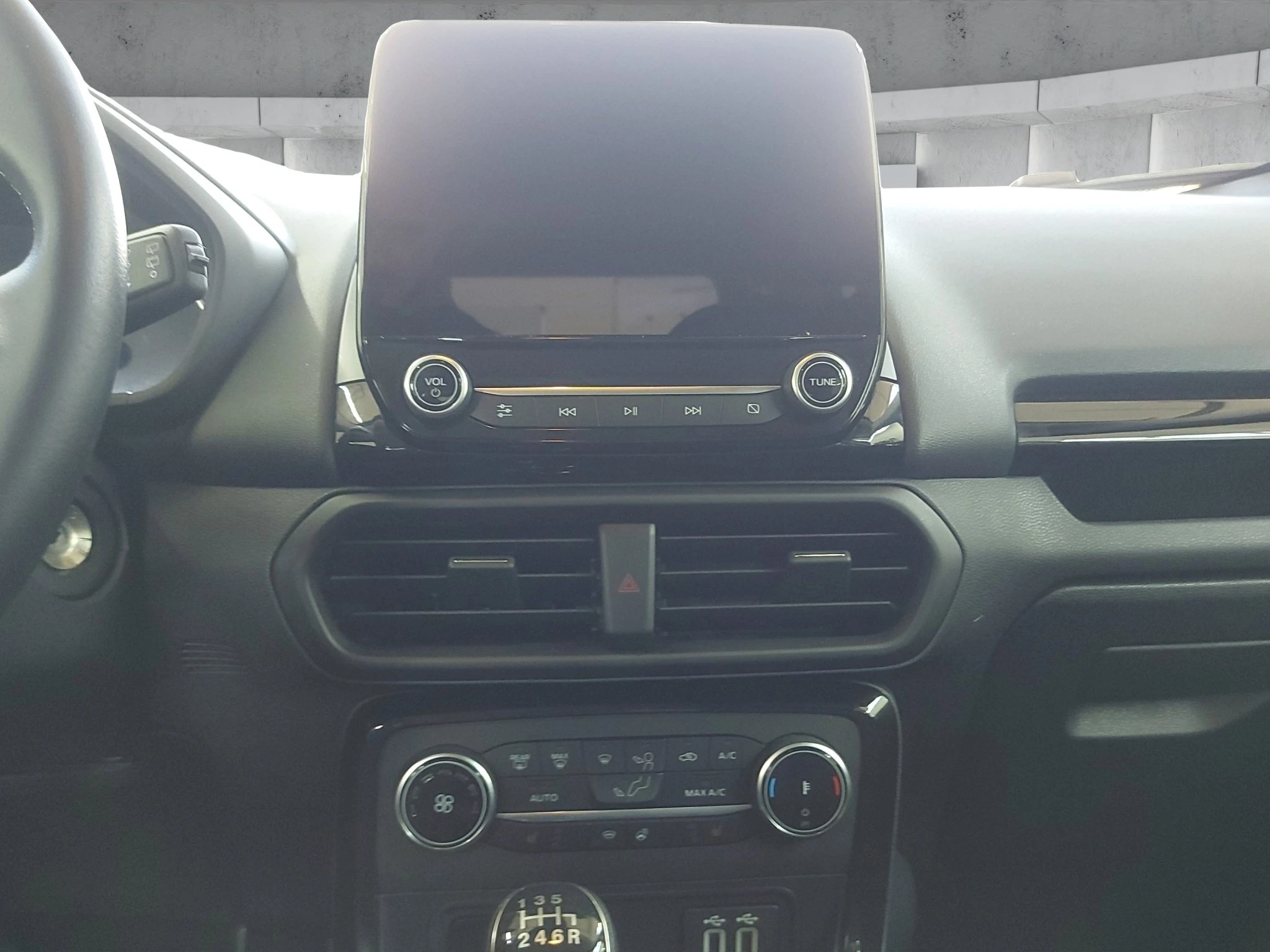 Ford-EcoSport-image-14