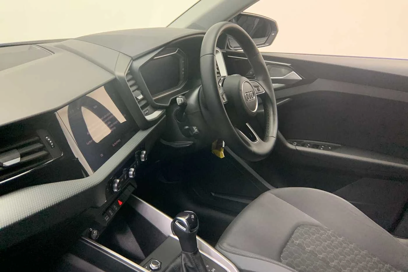 Audi-A1 Sportback-image-1