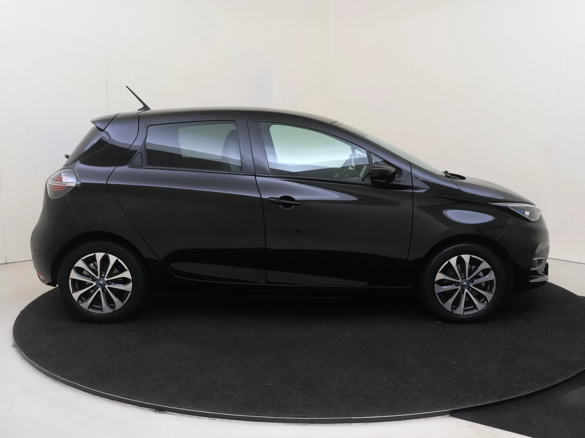 Renault-ZOE-image-7