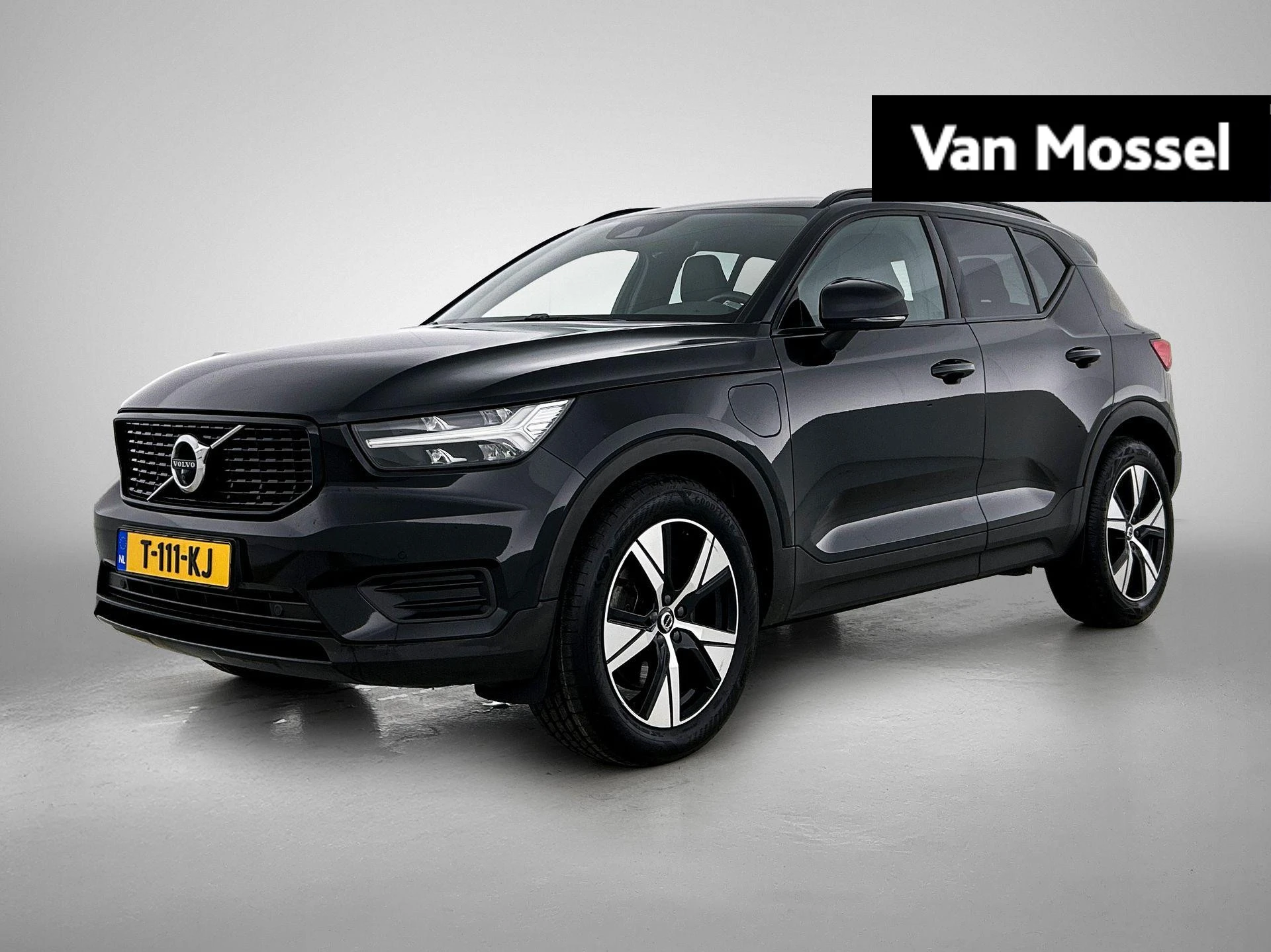 Volvo-XC40-image-0