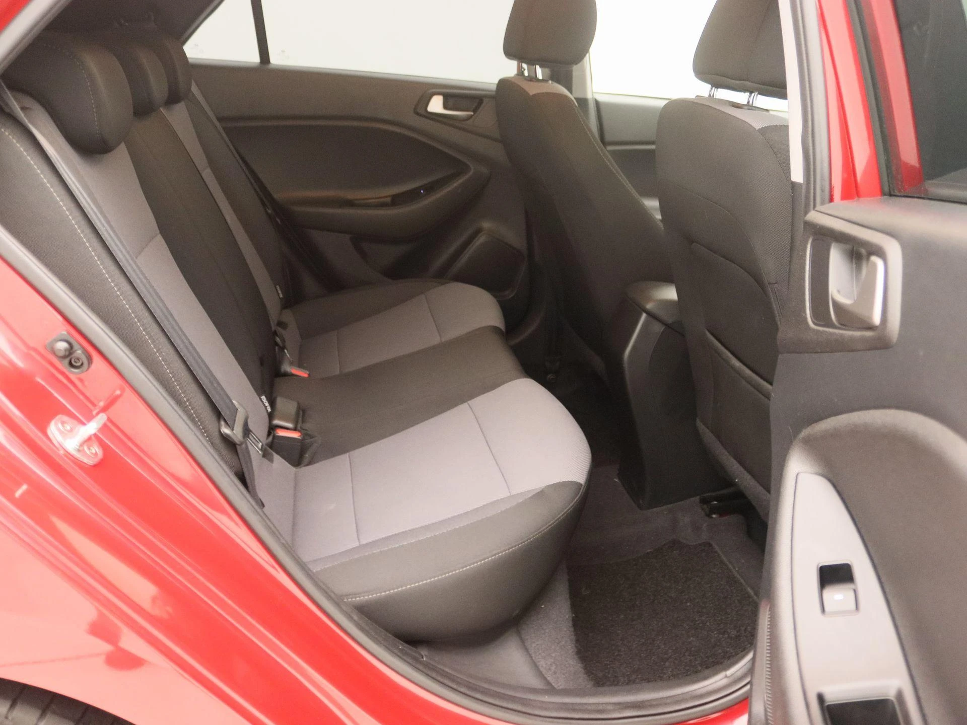 Hyundai-i20-image-24