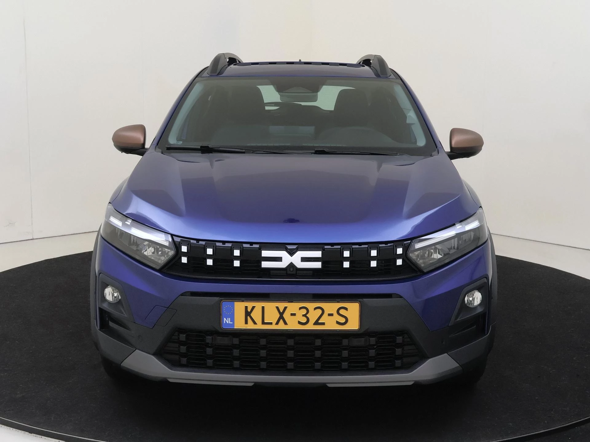Dacia-Sandero Stepway-image-4