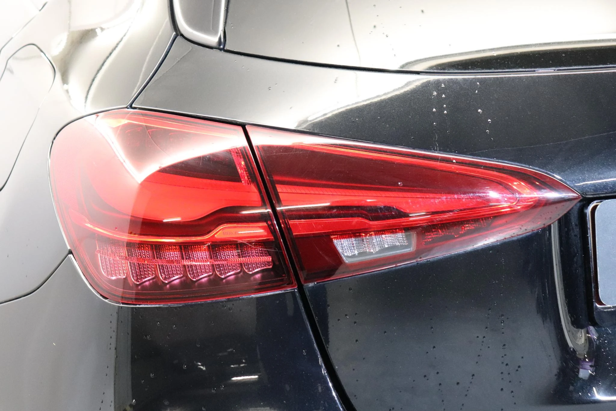 Mercedes-Benz-A-Klasse-image-6