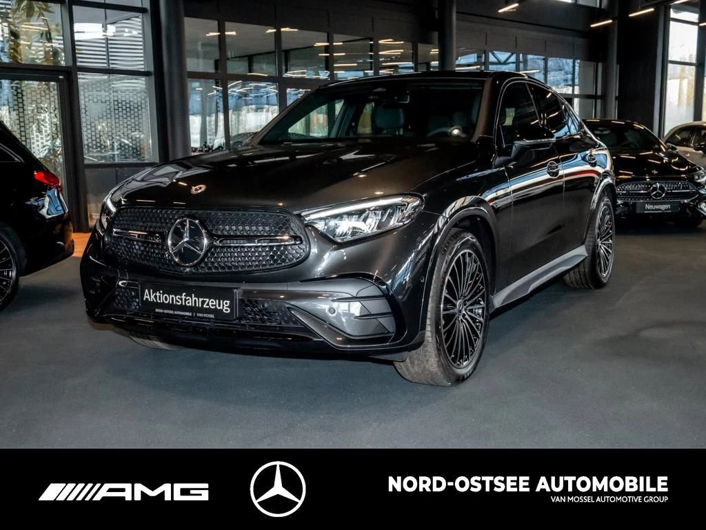 Mercedes-Benz GLC 200 4m Coupé AMG NIGHT PANO AHK DISTR 20-ZO AMG Line