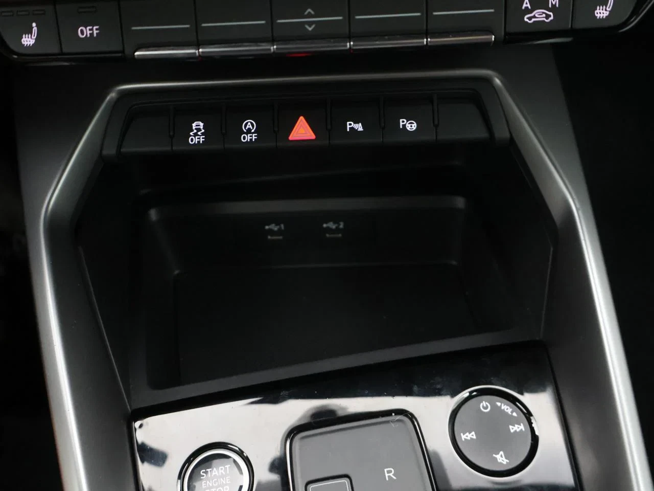 Audi A3 Sportback Audi A3 Sportback 30TFSI 110PK *AUTOMAAT*PDC*ACC*NAVI*APP-CONNECT*VIRTUAL COCKPIT*AIRCO*...*