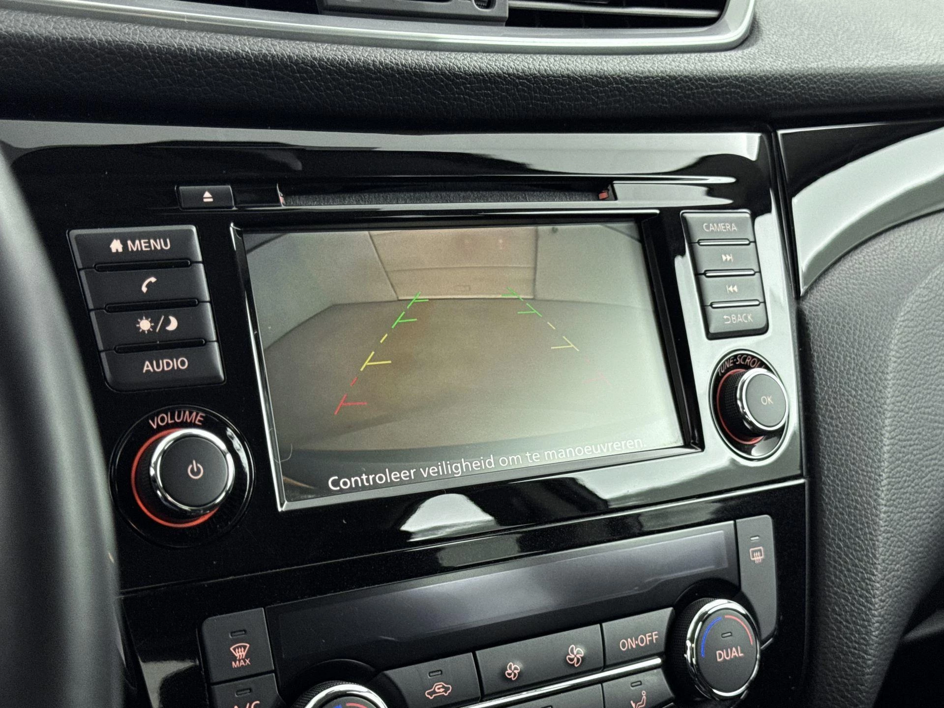 Nissan-QASHQAI-image-10