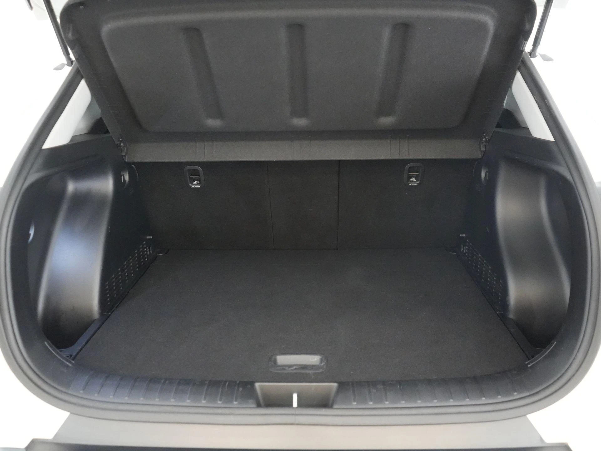 Hyundai-Kona-image-15