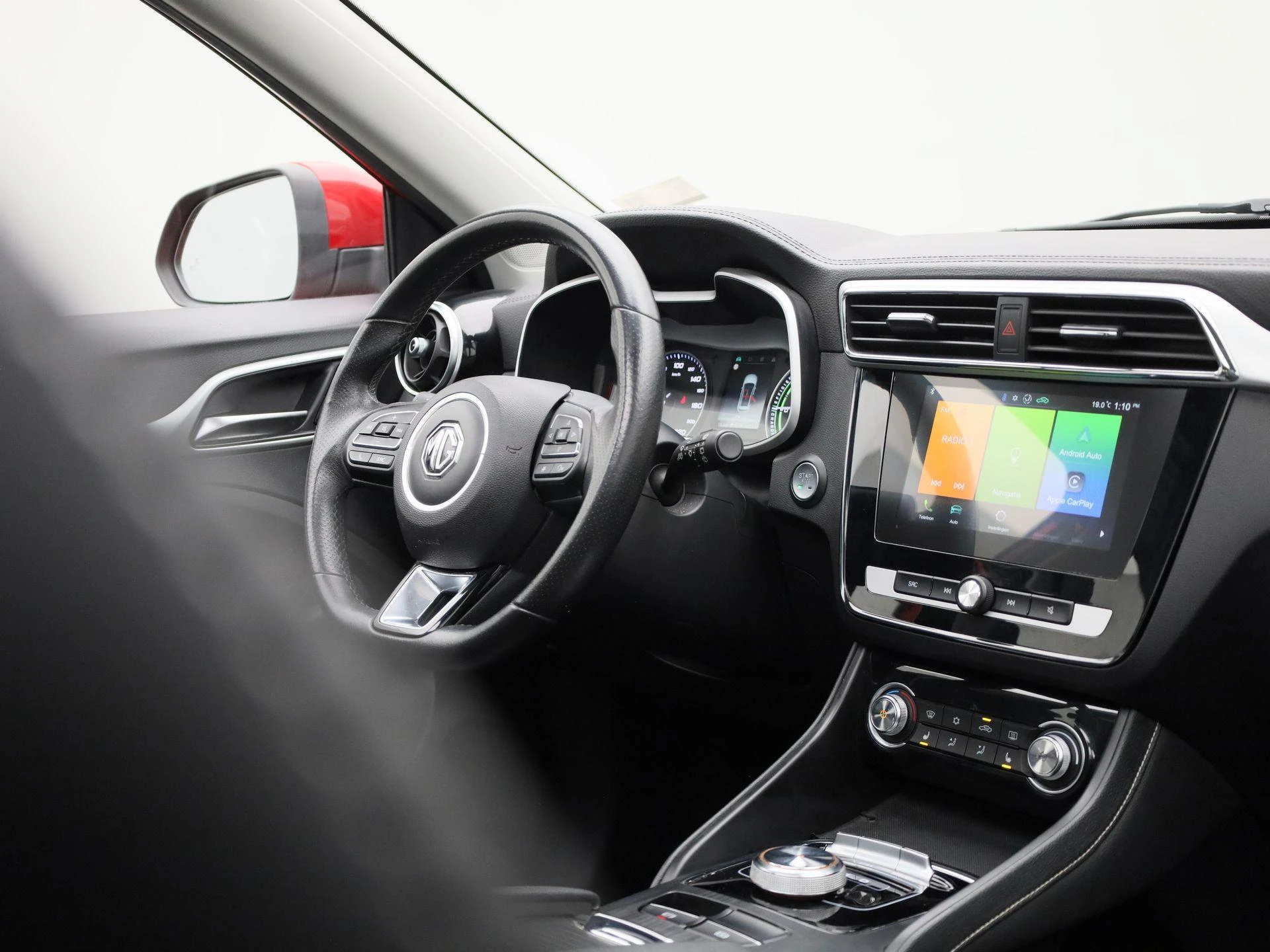 MG-ZS EV-image-34