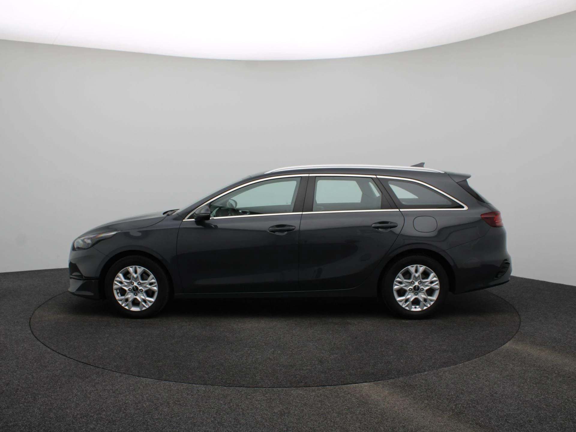 Kia-Ceed Sportswagon-image-5