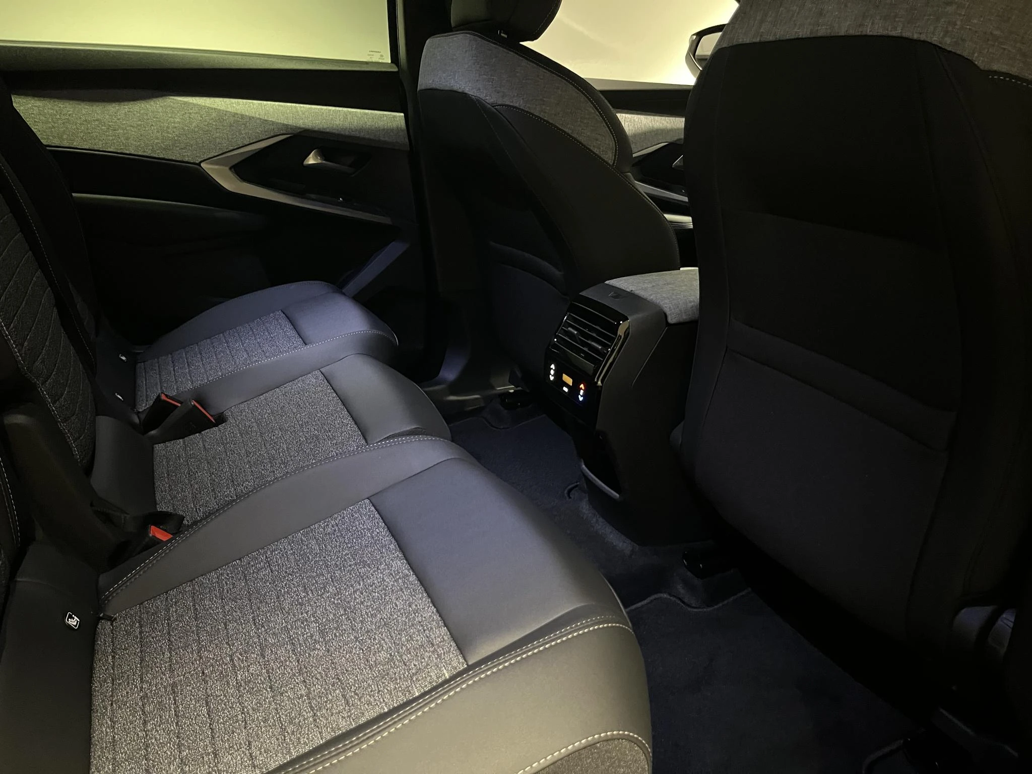 Peugeot 5008 1.2 Hybrid 145 Allure 7p