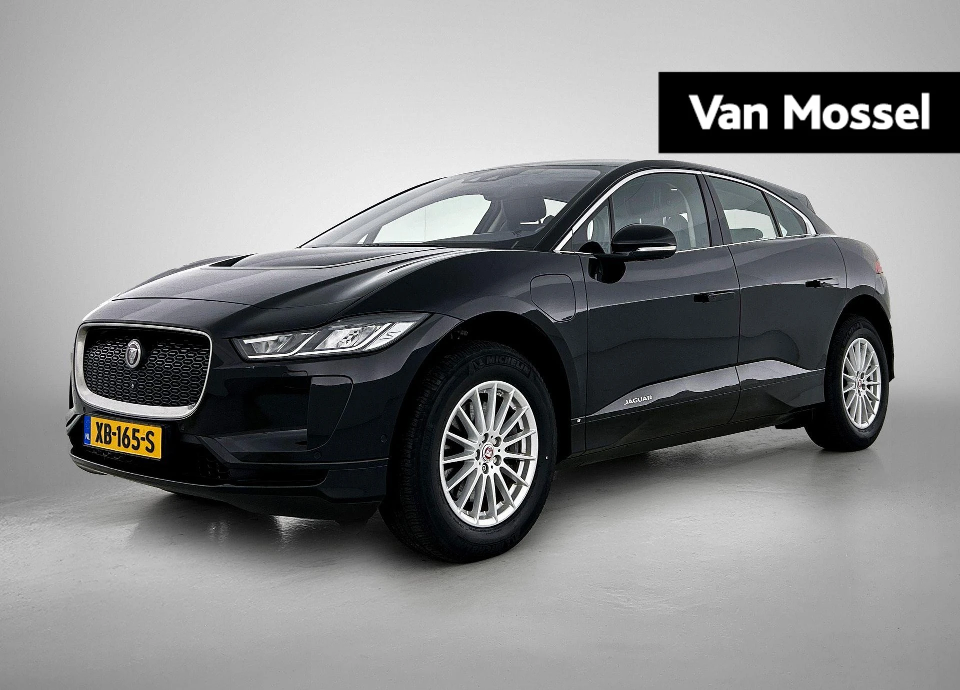 Jaguar-I-PACE-image-0
