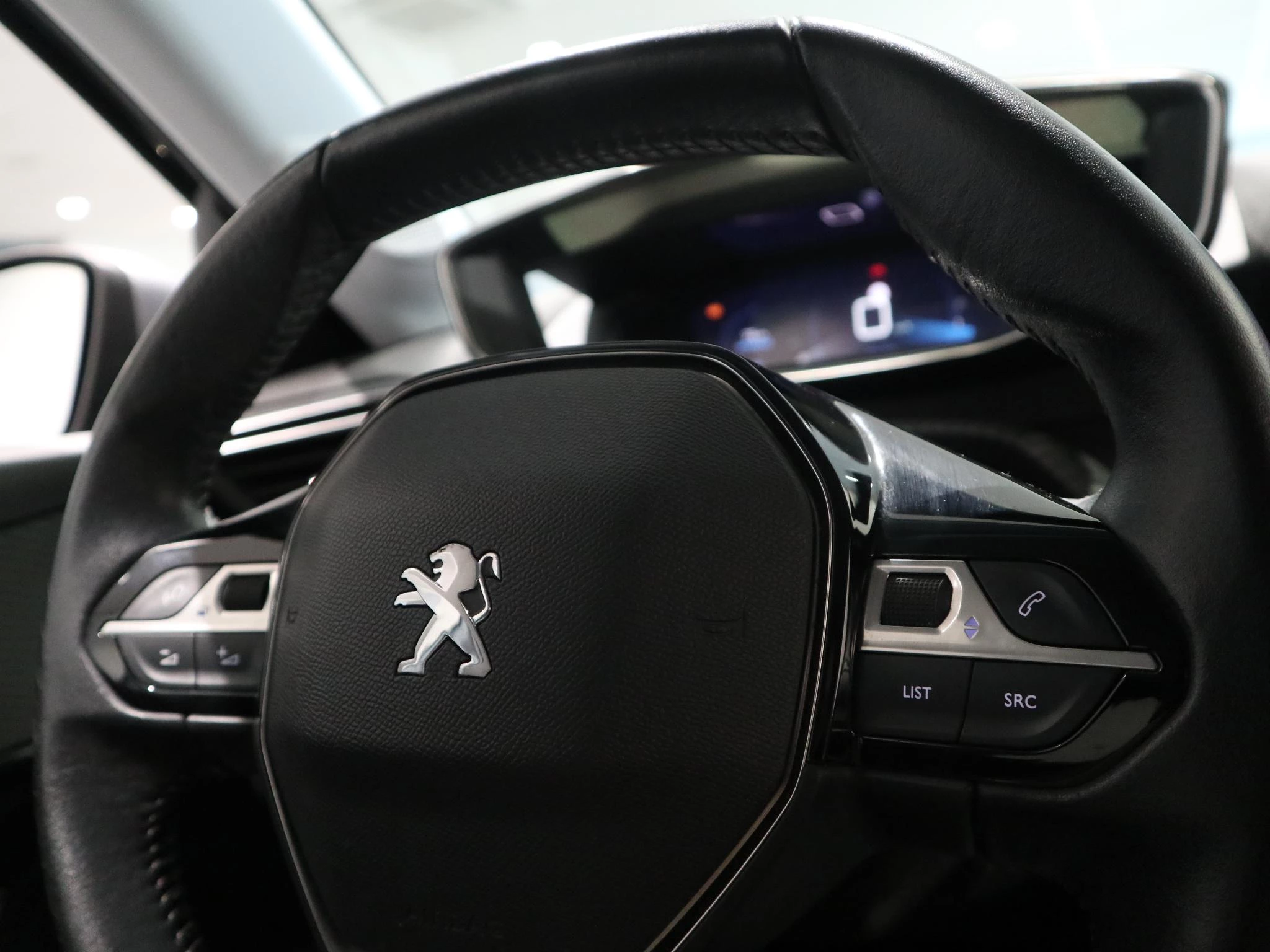 Peugeot-208-image-18