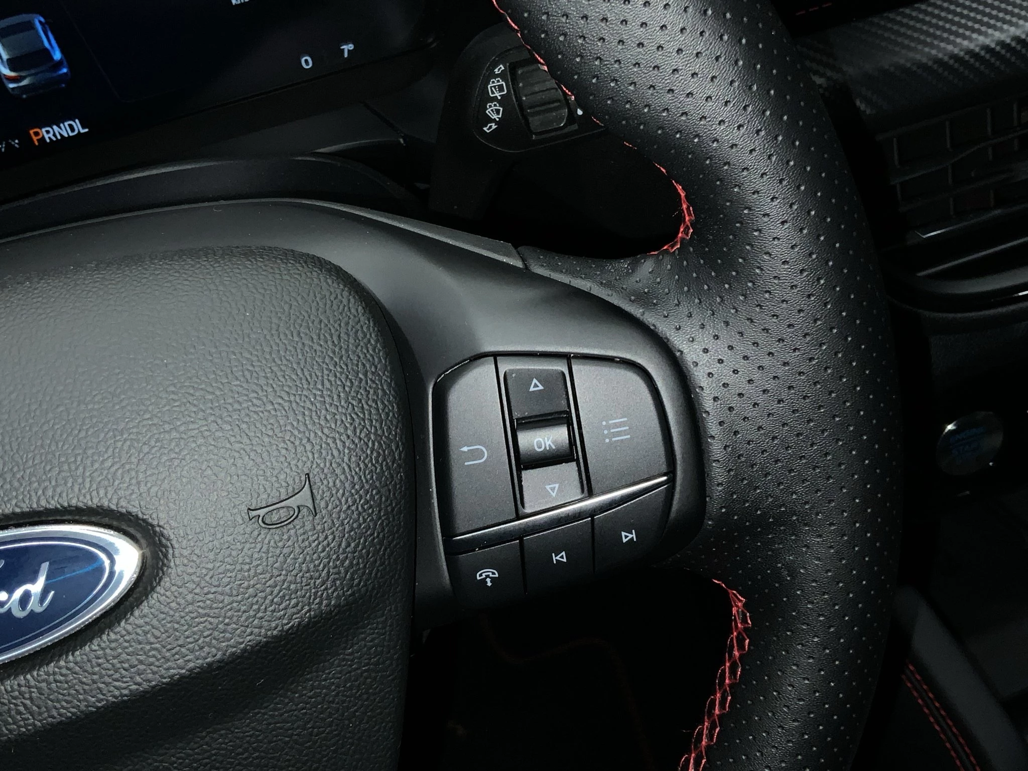 Ford Kuga ST-Line X Aut.*360GRAD*LED-MATRIX*NAVI*GRA*WINTER-PKT.