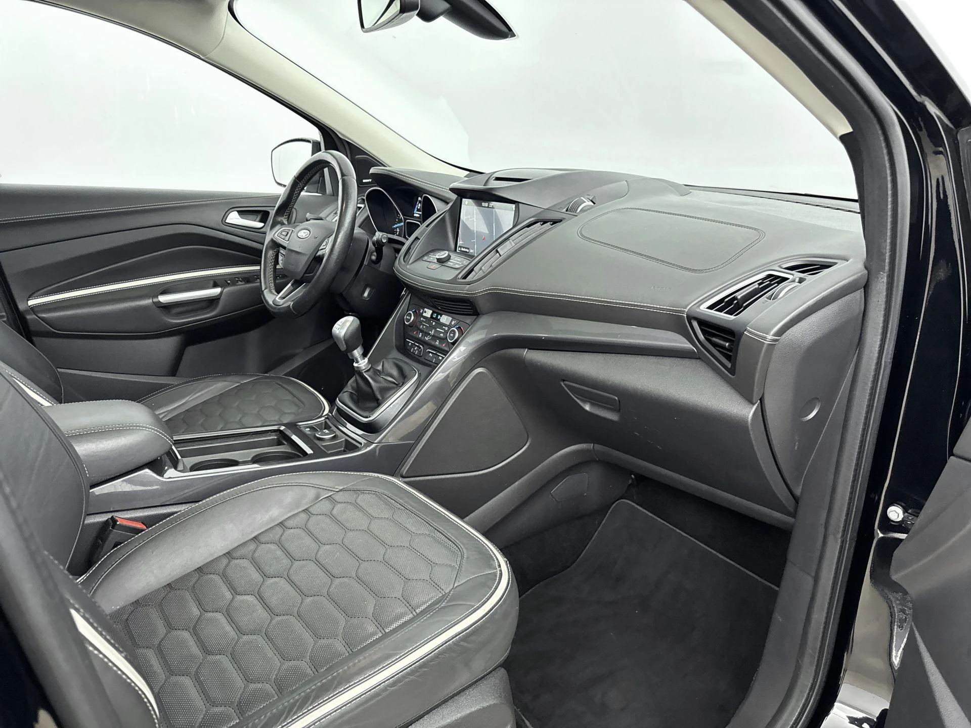 Ford-Kuga-image-15