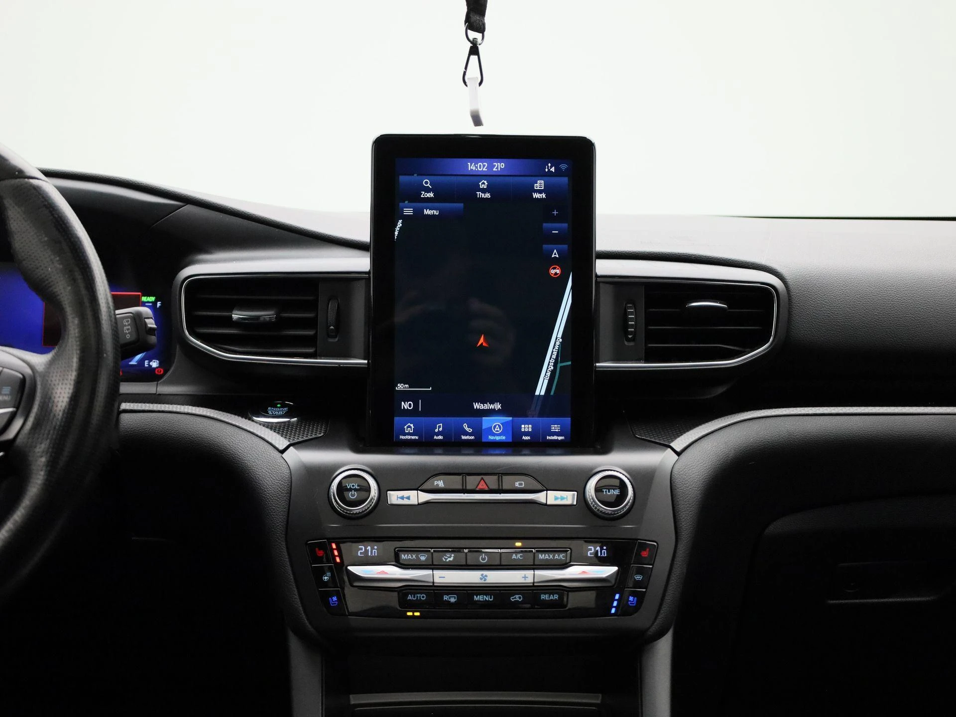 Ford-Explorer-image-7