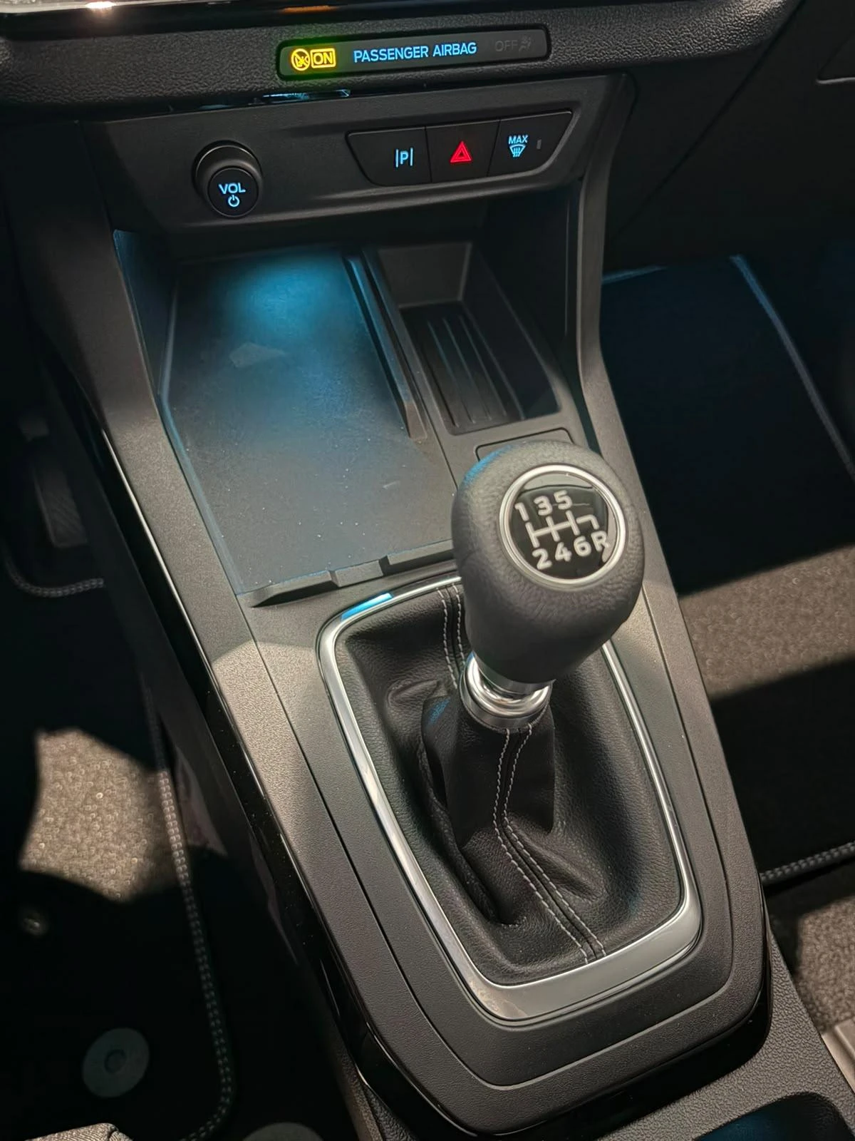 Ford-Puma-image-12