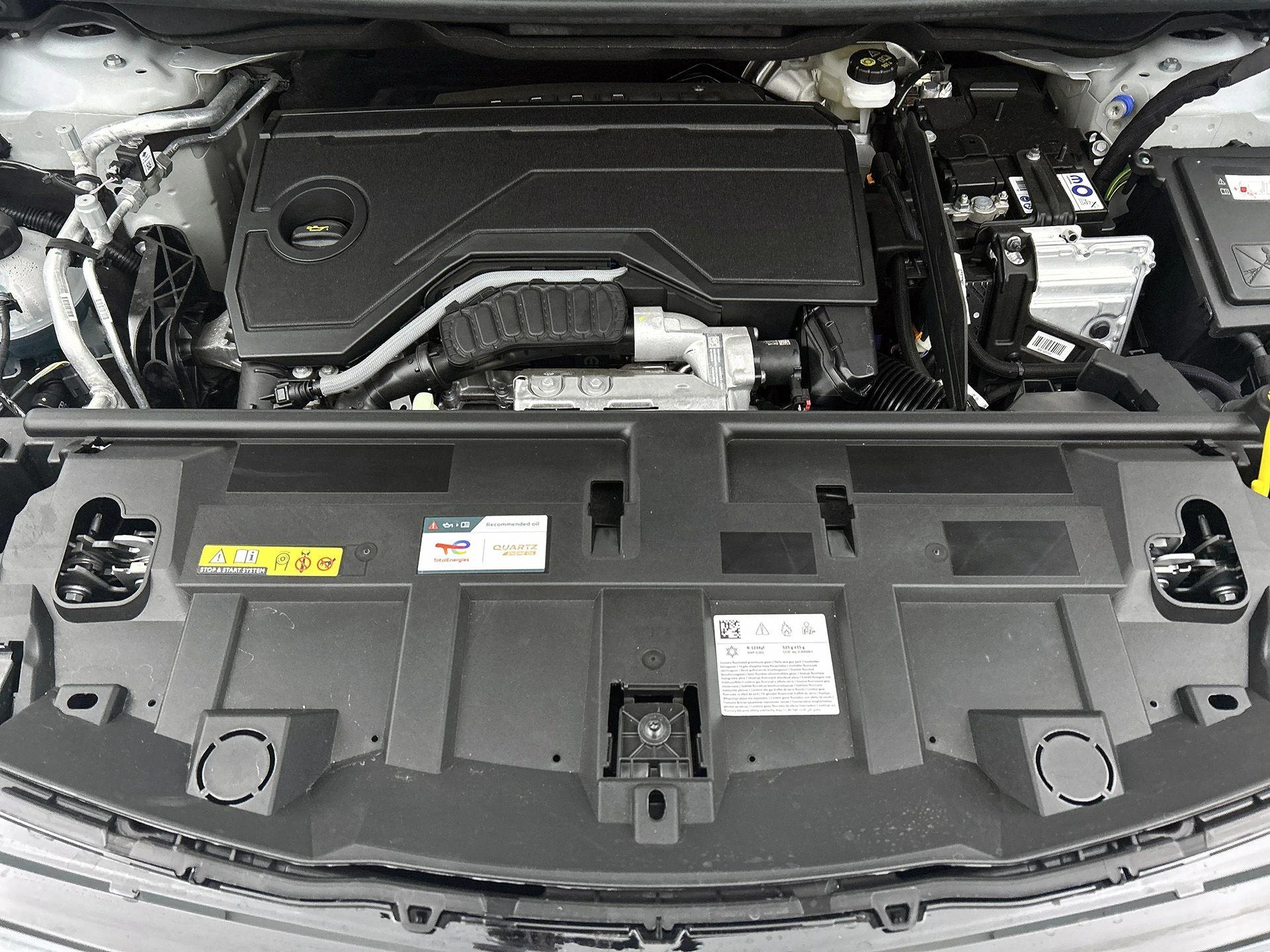Opel-Grandland-image-39