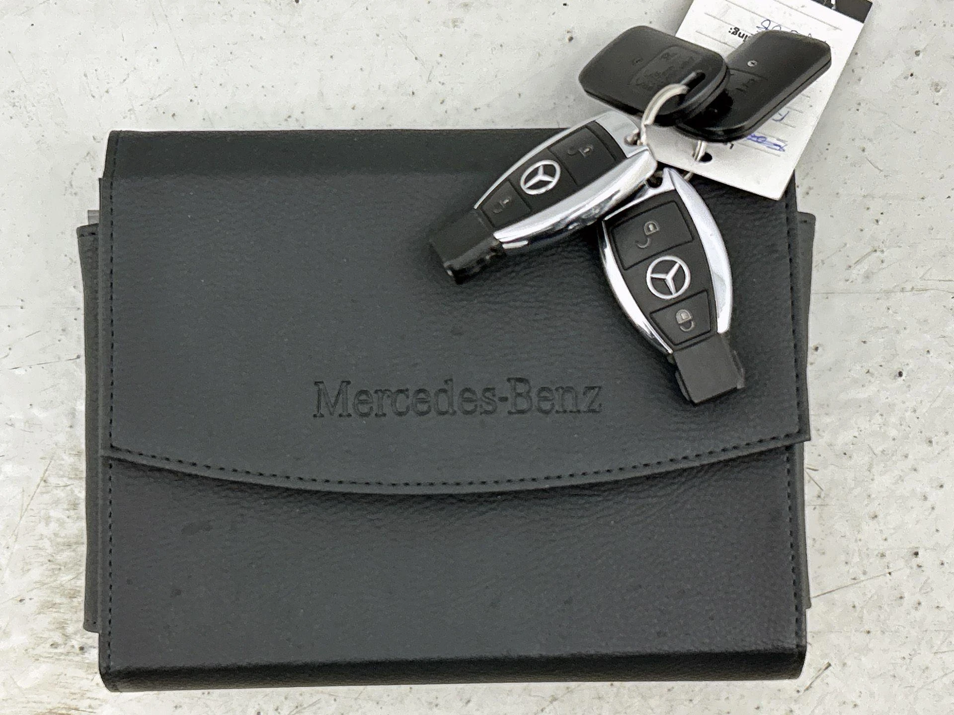 Mercedes-Benz-GLE-image-37