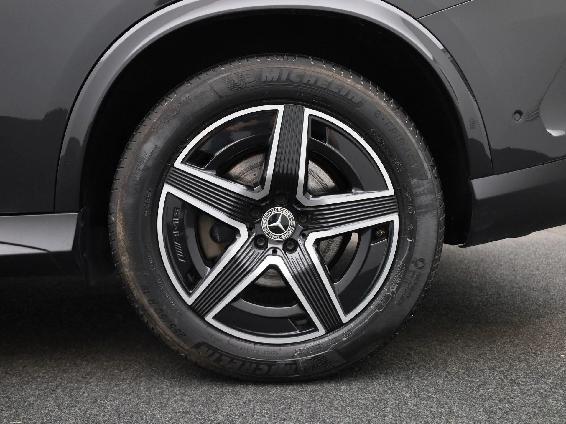 Mercedes-Benz GLC 220 d 4MATIC AMG Line Coupé + AIRMATIC + LEDER + PANO + BURMESTER + DIG. LIGHT