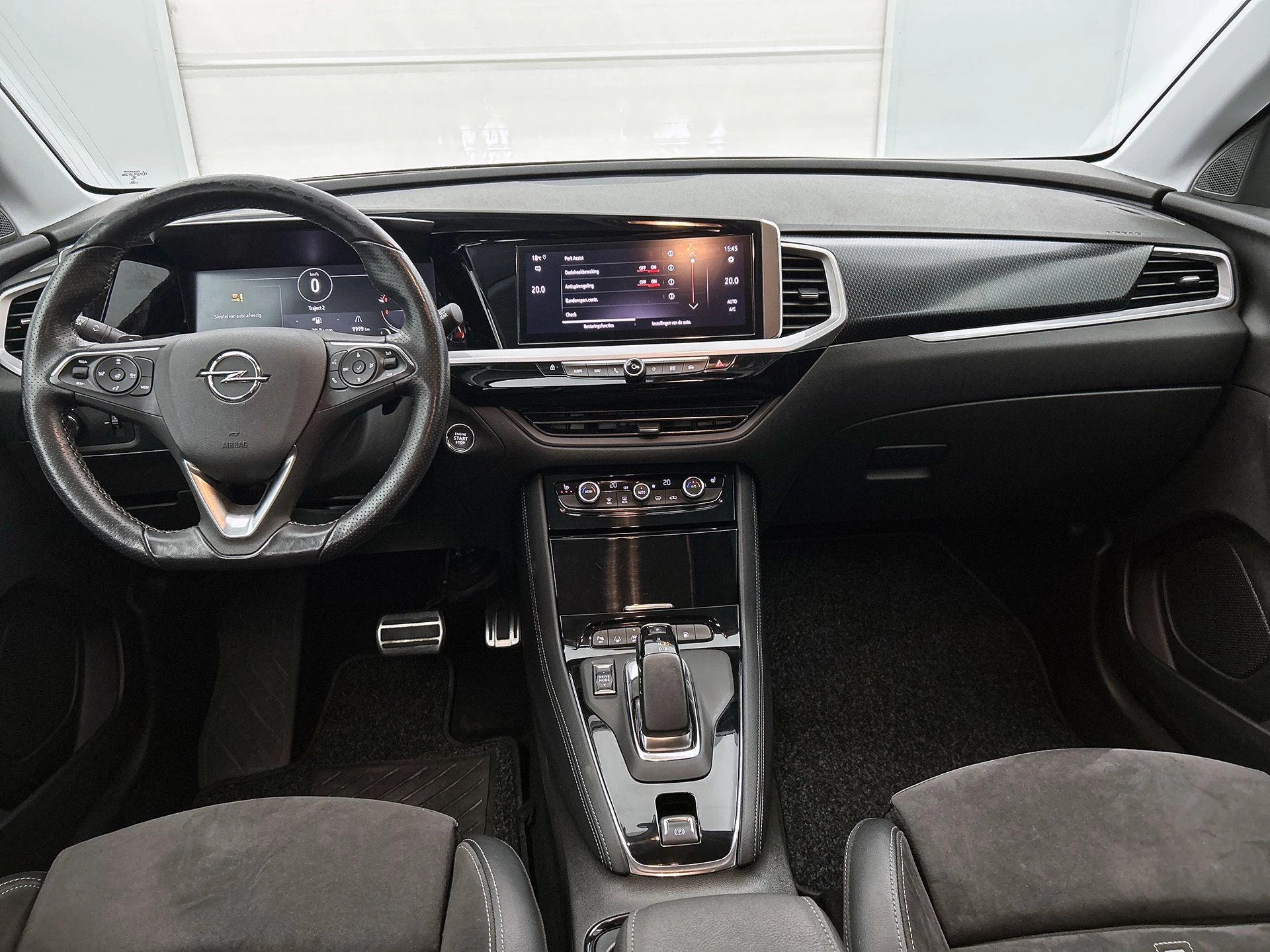 Opel-Grandland-image-19