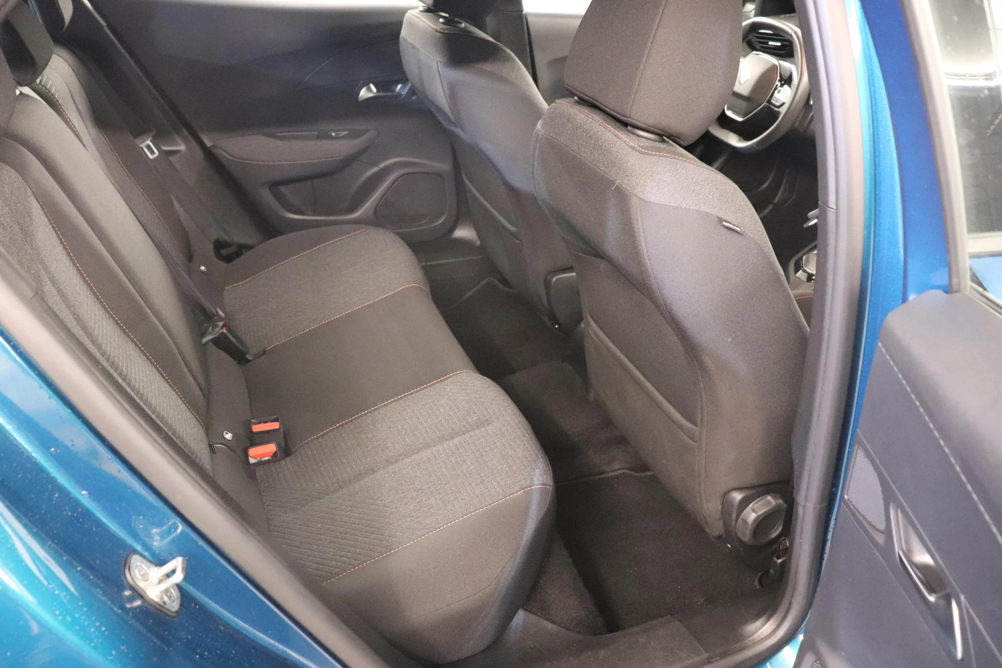 Peugeot-2008-image-9