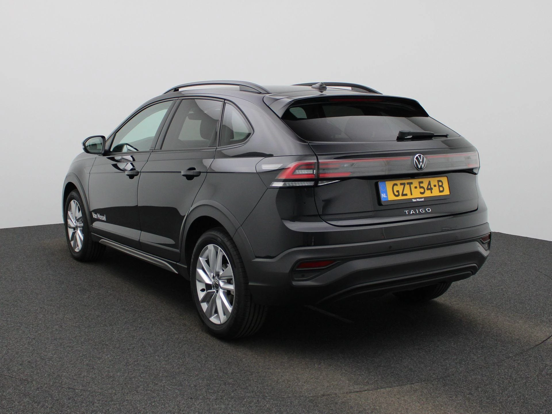 Volkswagen-Taigo-image-1