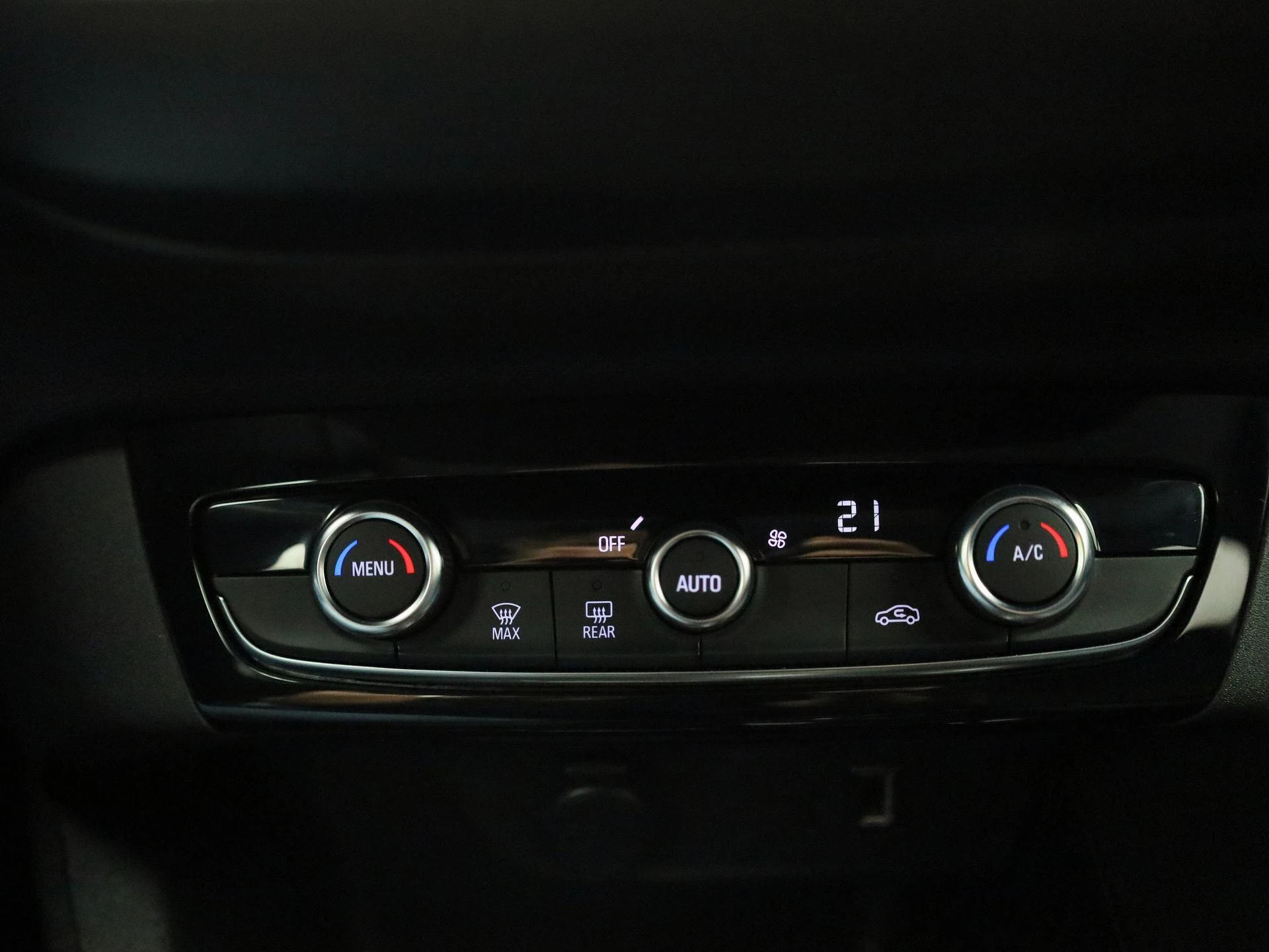 Opel-Corsa-e-image-16