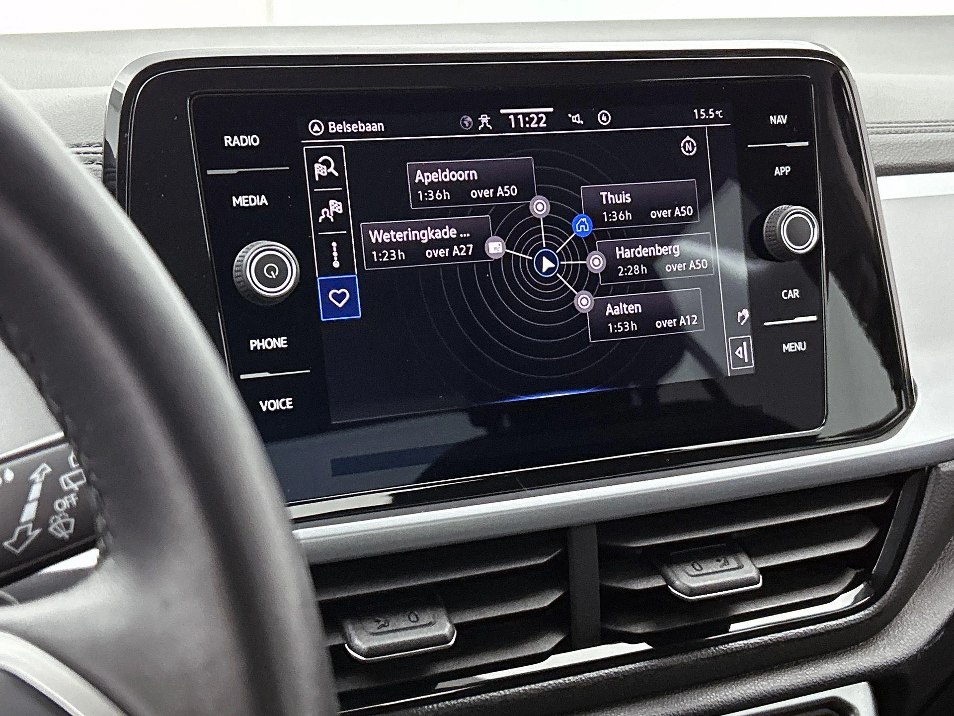 Volkswagen-T-Roc-image-30