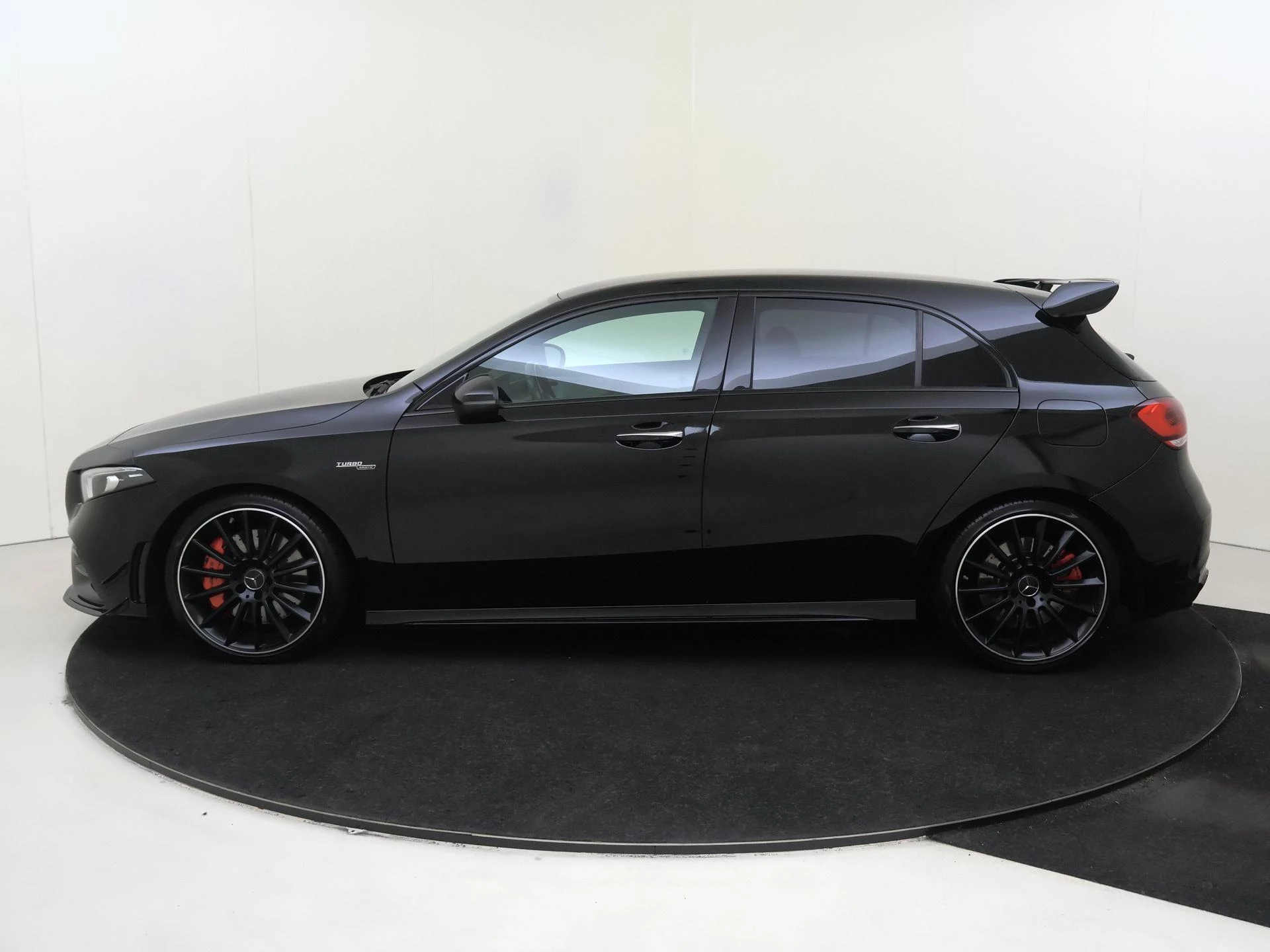 Mercedes-Benz-A-Klasse-image-7