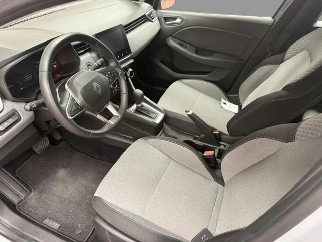 Renault-Clio-image-8