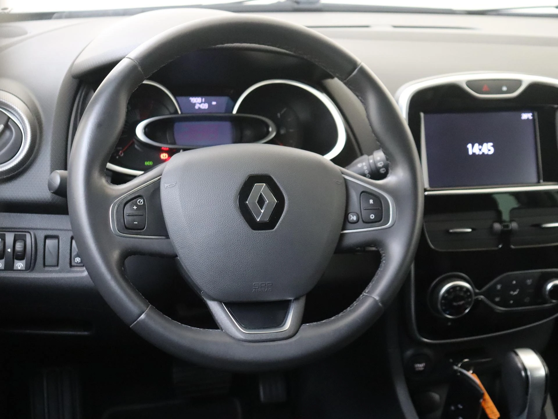 Renault-Clio-image-9
