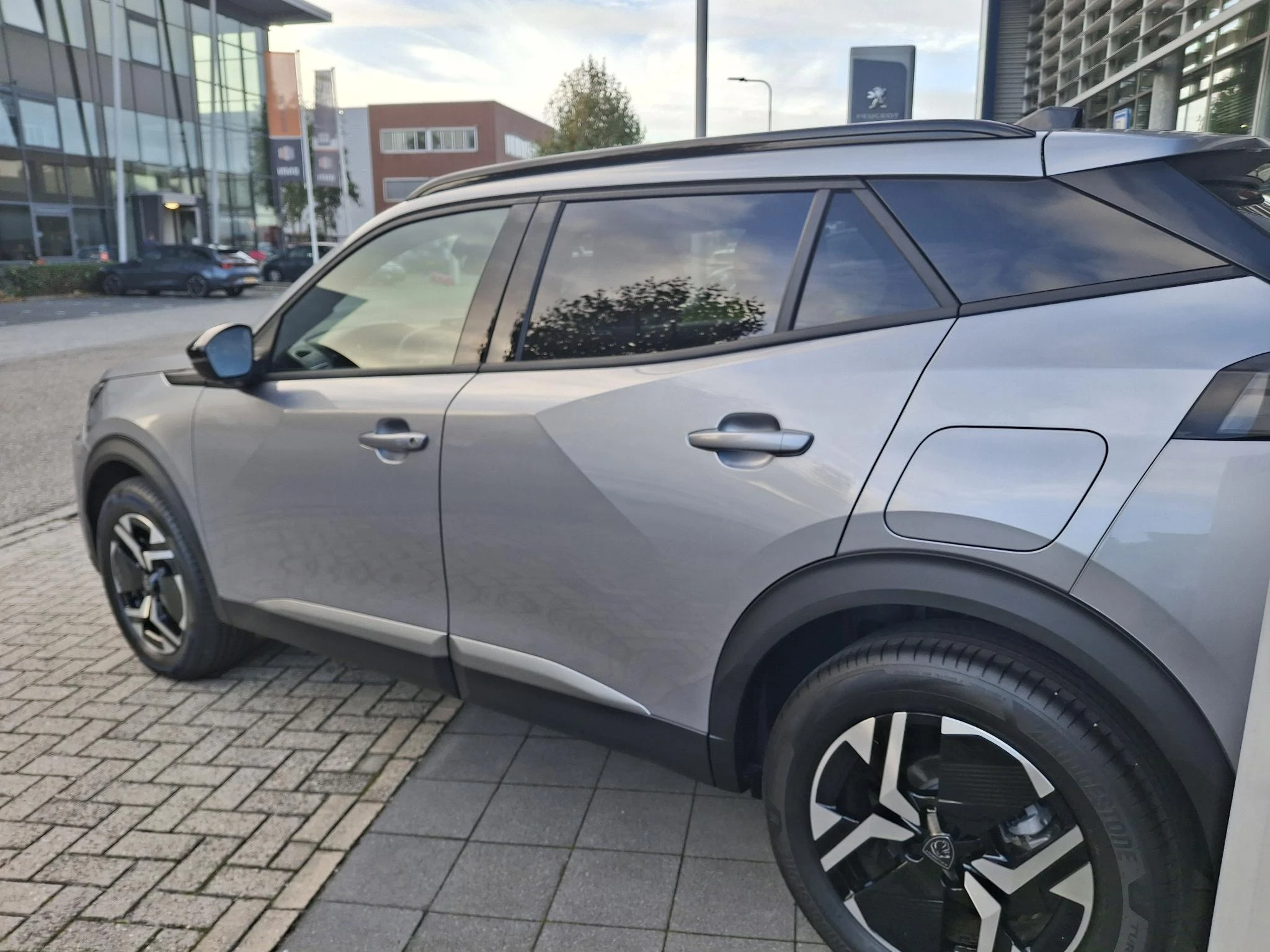 Peugeot-2008-image-8