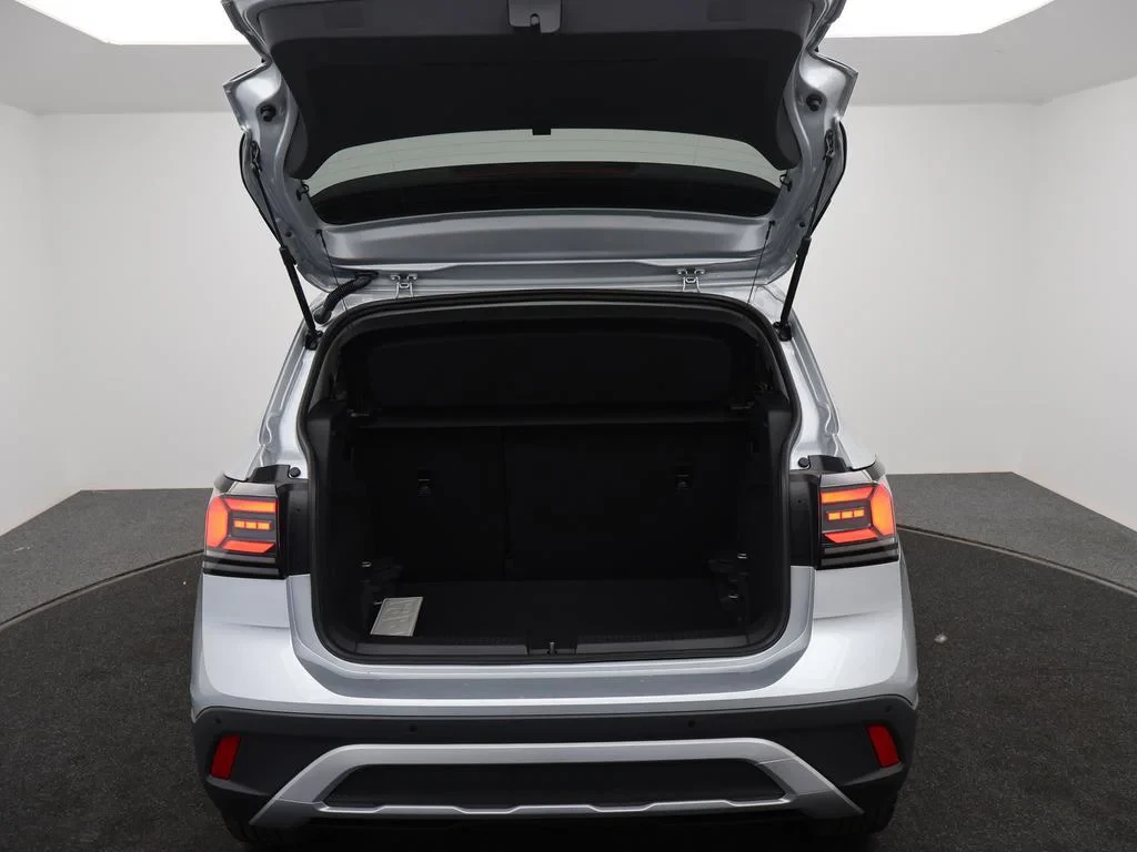 Volkswagen-T-Cross-image-14