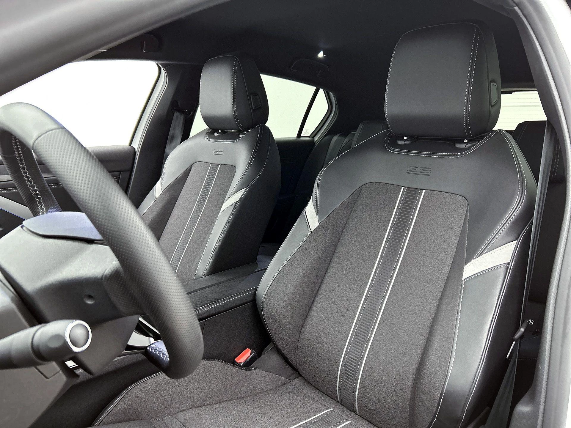 Opel-Astra-image-18