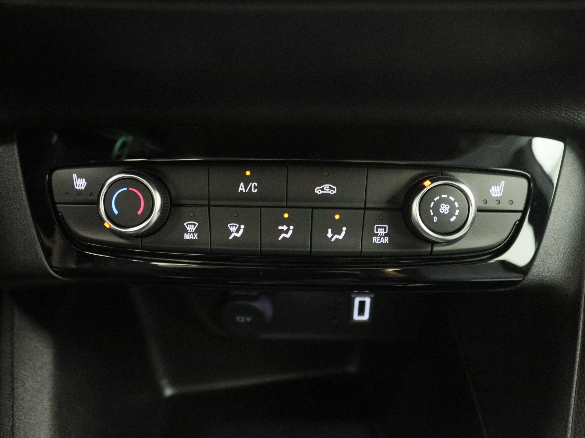 Opel-Corsa-image-9